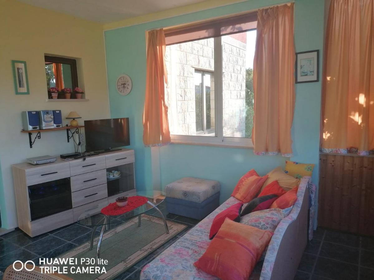 Apartmani Zute Рачище Екстер'єр фото